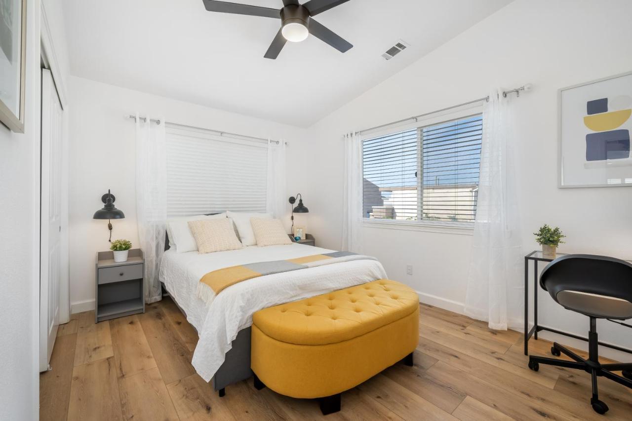 Steps To #Pismobeach With Poker, Foosball, Free Ev Charger, And Bikes Oceano Exterior foto